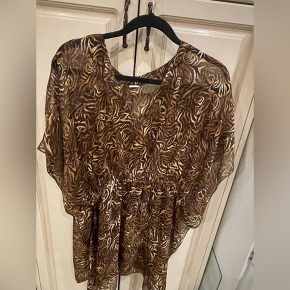 Two fabulous cover ups. Large in a turquoise colour with beads & bling & a brown - Picture 8 of 12